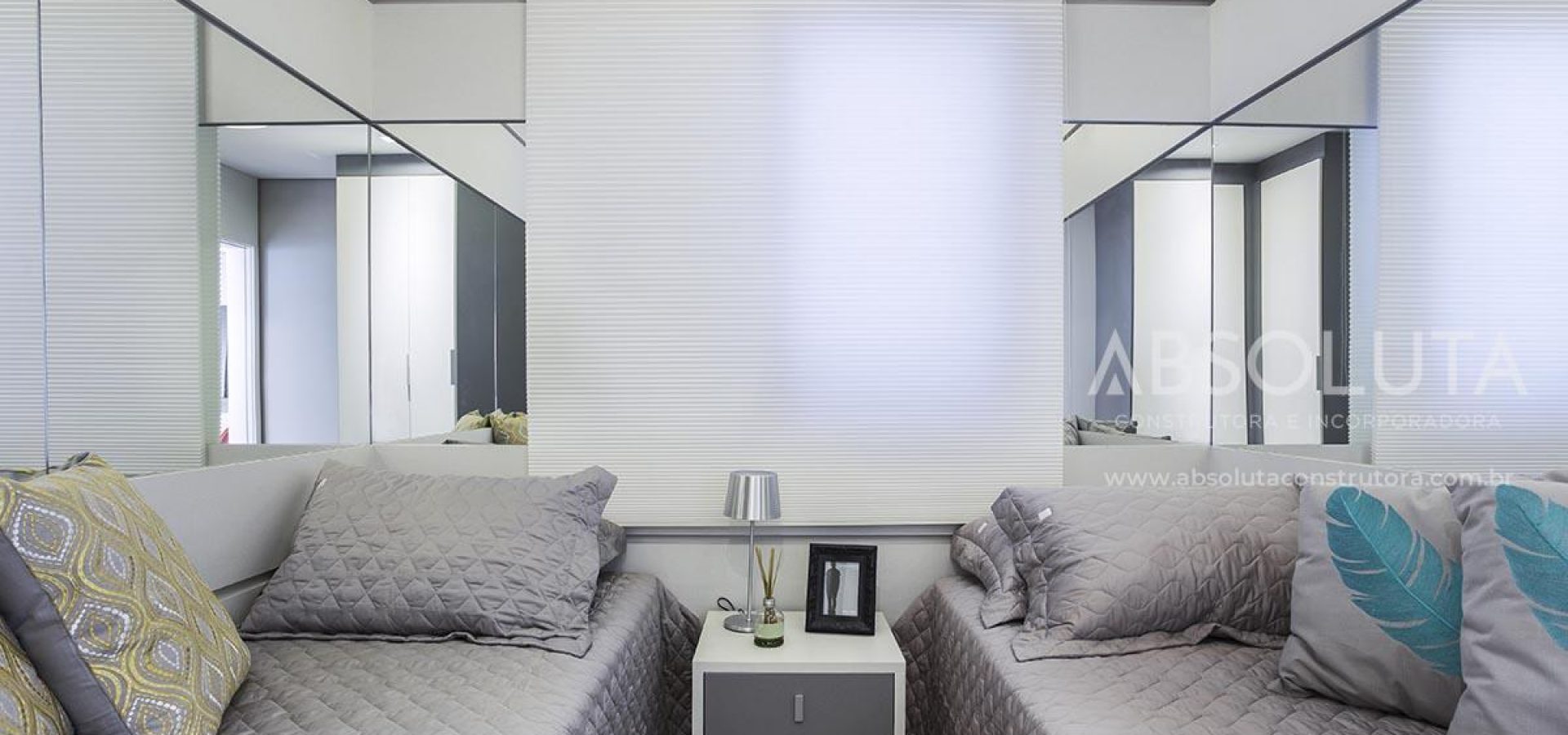 TOP-VILLAGE-DECORADO-7BX